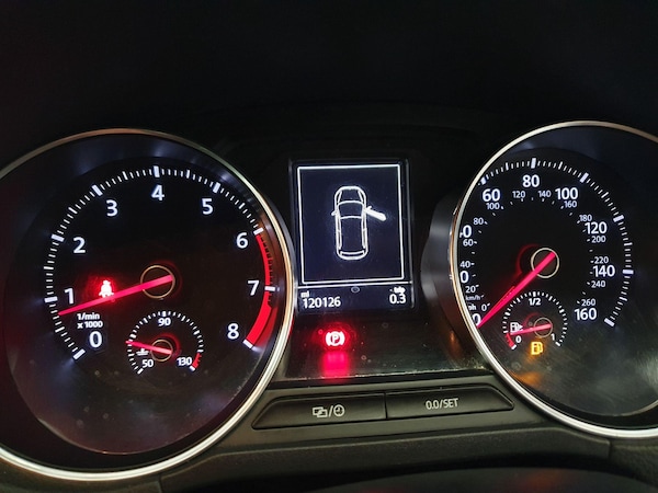 Used Volkswagen Polo 2015 for sale - 76215287: Photo 16
