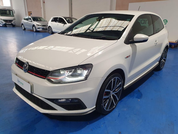 Used Volkswagen Polo 2015 for sale - 76215287: Photo 9