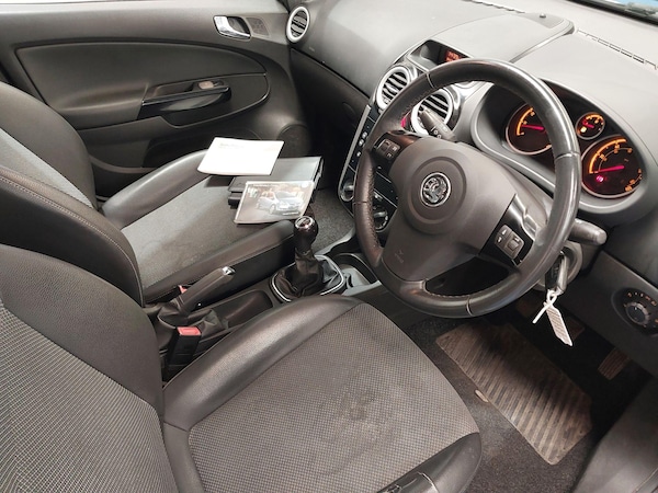 Used Vauxhall Corsa 2009 for sale - 75154027: Photo 10