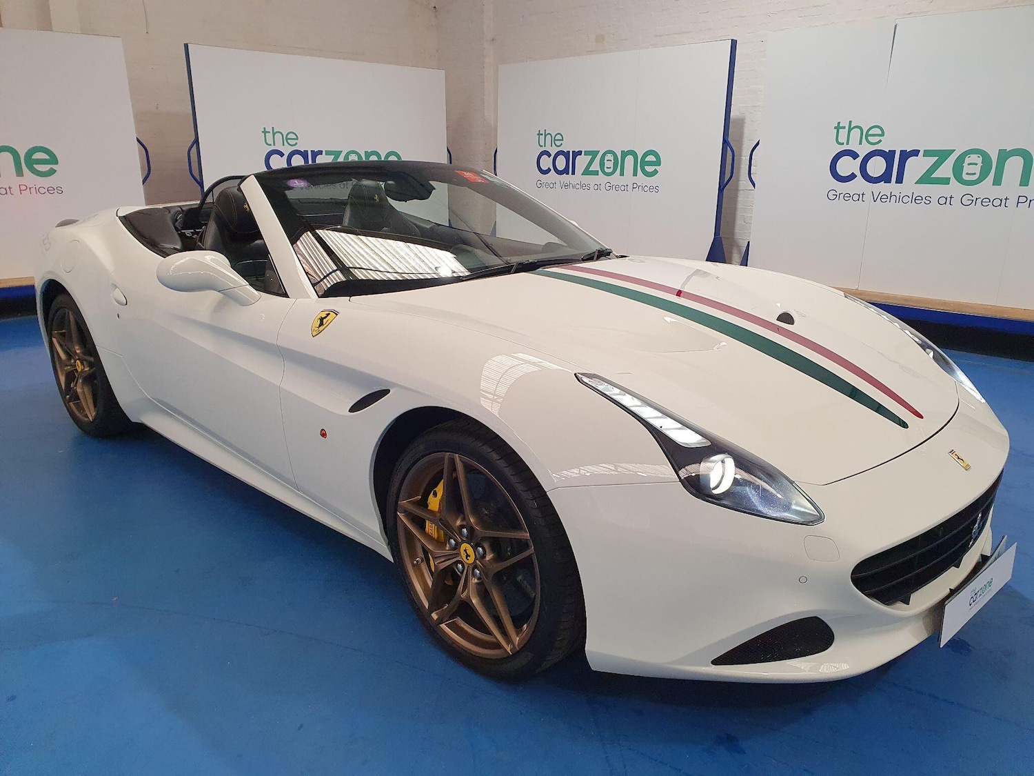 Used Ferrari California 2016 for sale - 76108382: Photo 1