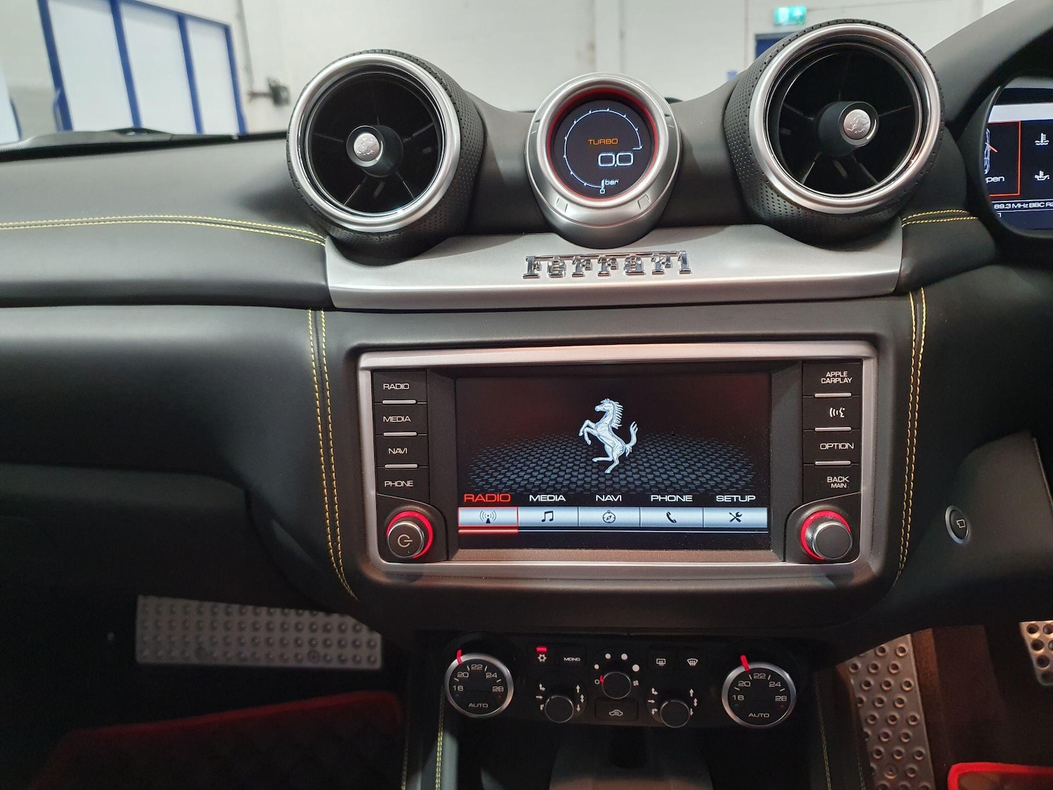 Used Ferrari California 2016 for sale - 76108382: Photo 11