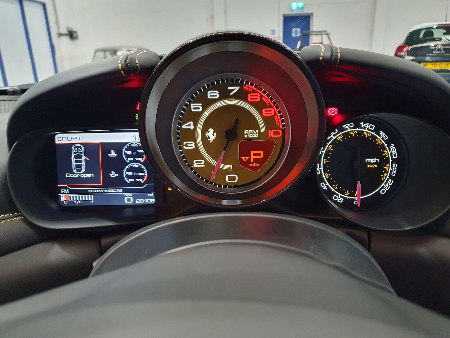 Used Ferrari California 2016 for sale - 76108382: Photo 15