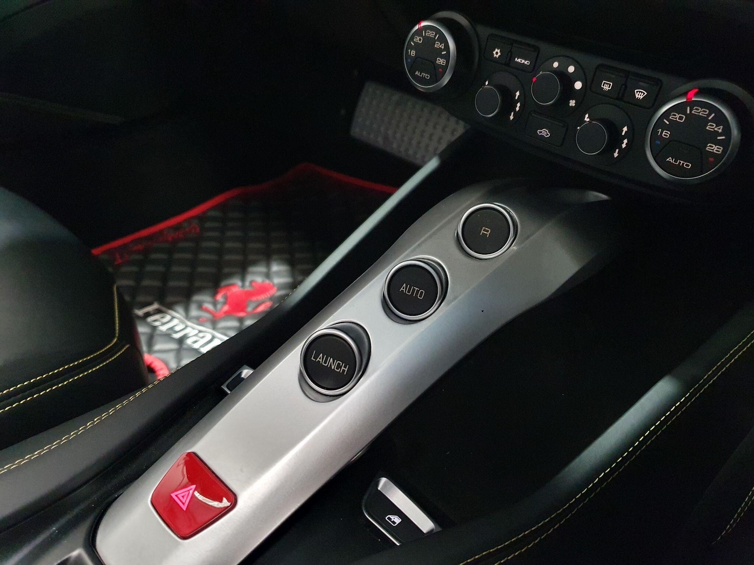 Used Ferrari California 2016 for sale - 76108382: Photo 18