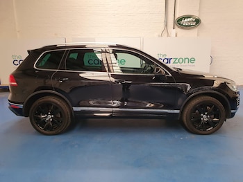 Used Volkswagen Touareg 2016 for sale - 78535778: Photo