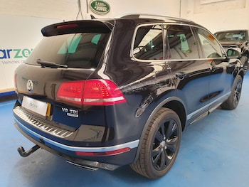 Used Volkswagen Touareg 2016 for sale - 78535778: Photo