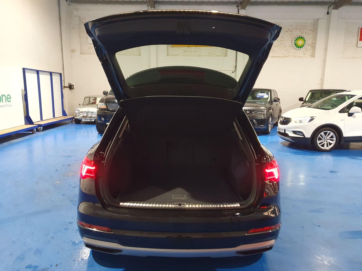 Used Audi Q3 2019 for sale - 77969936: Photo 5