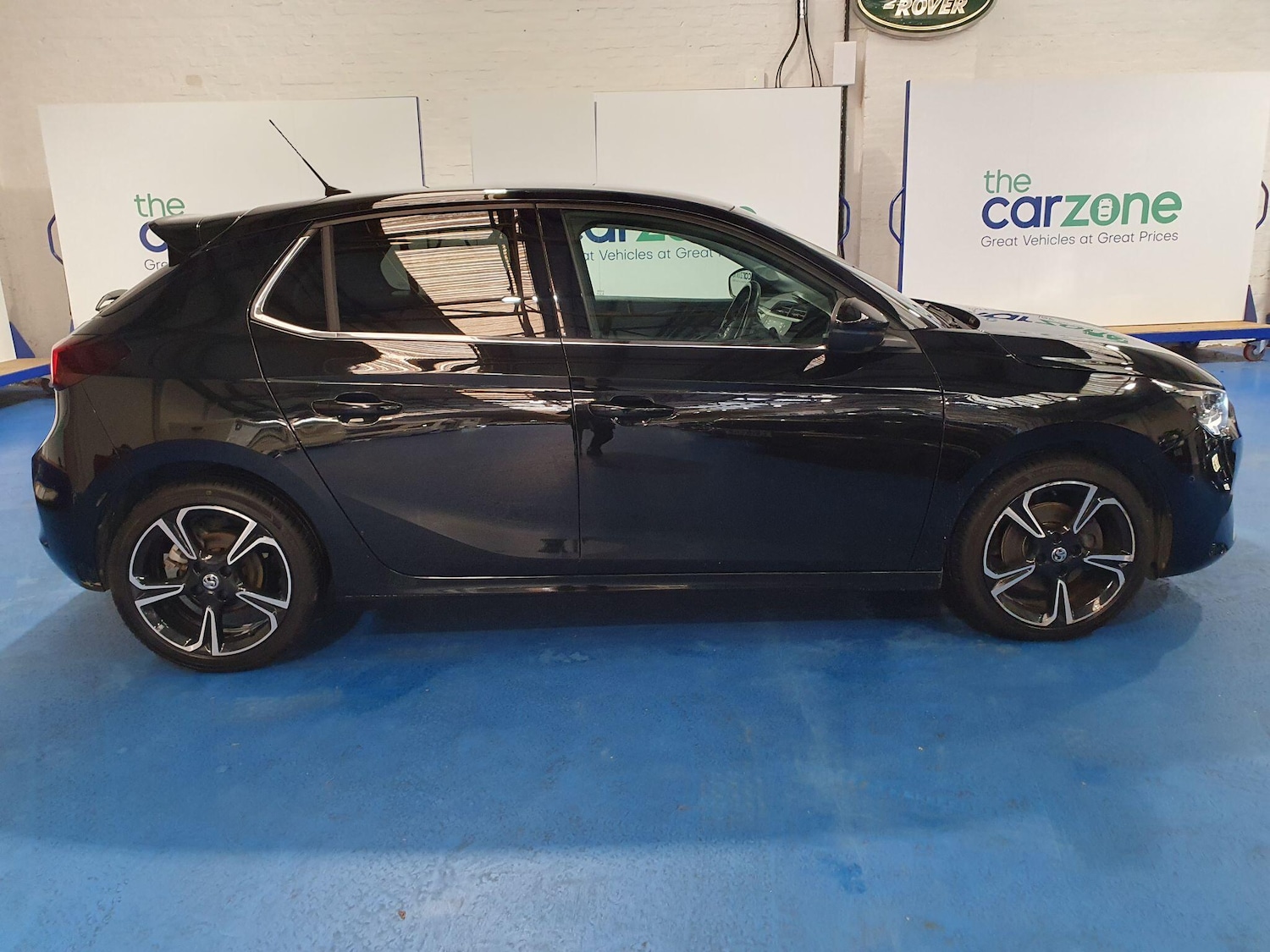 Used Vauxhall Corsa 2022 for sale - 76926151: Photo 2
