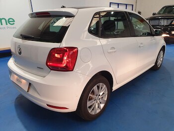 Used Volkswagen Polo 2015 for sale - 78301742: Photo