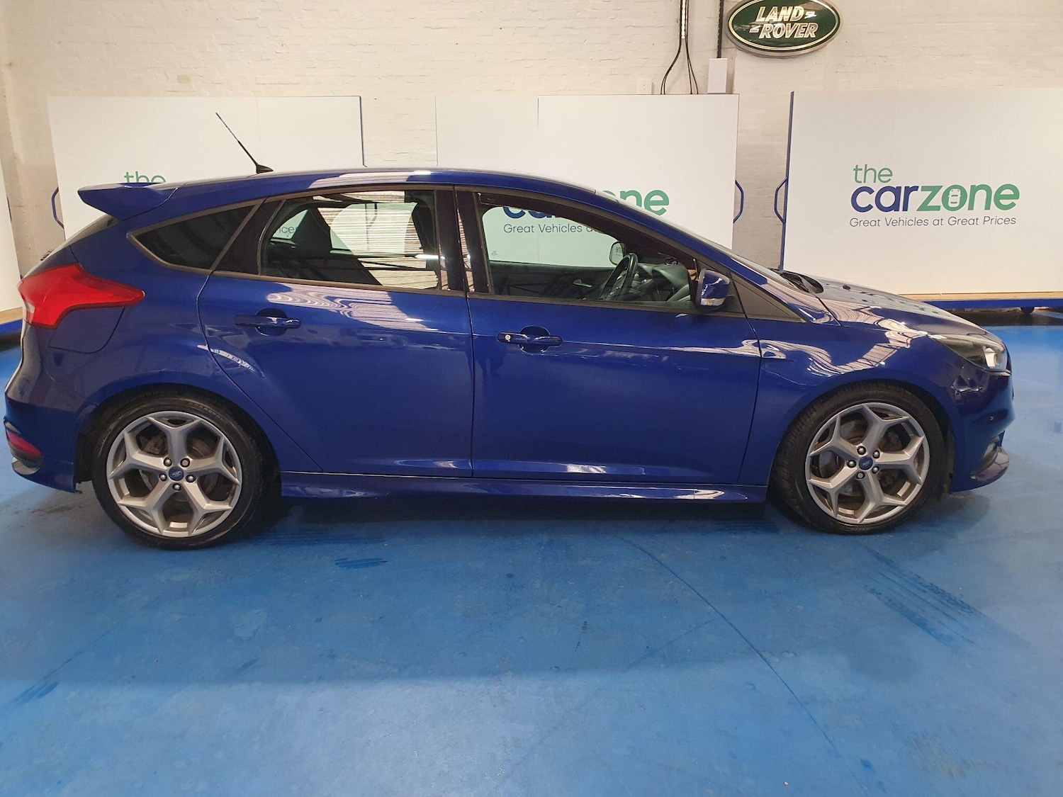 Used Ford Focus 2015 for sale - 78101309: Photo 2