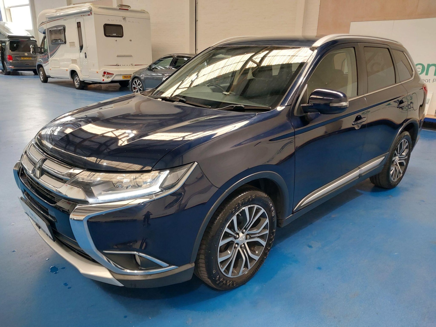 Used Mitsubishi Outlander 2017 for sale - 77550431: Photo 10