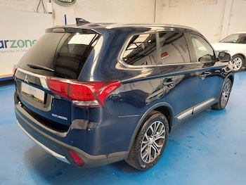 Used Mitsubishi Outlander 2017 for sale - 77550431: Photo