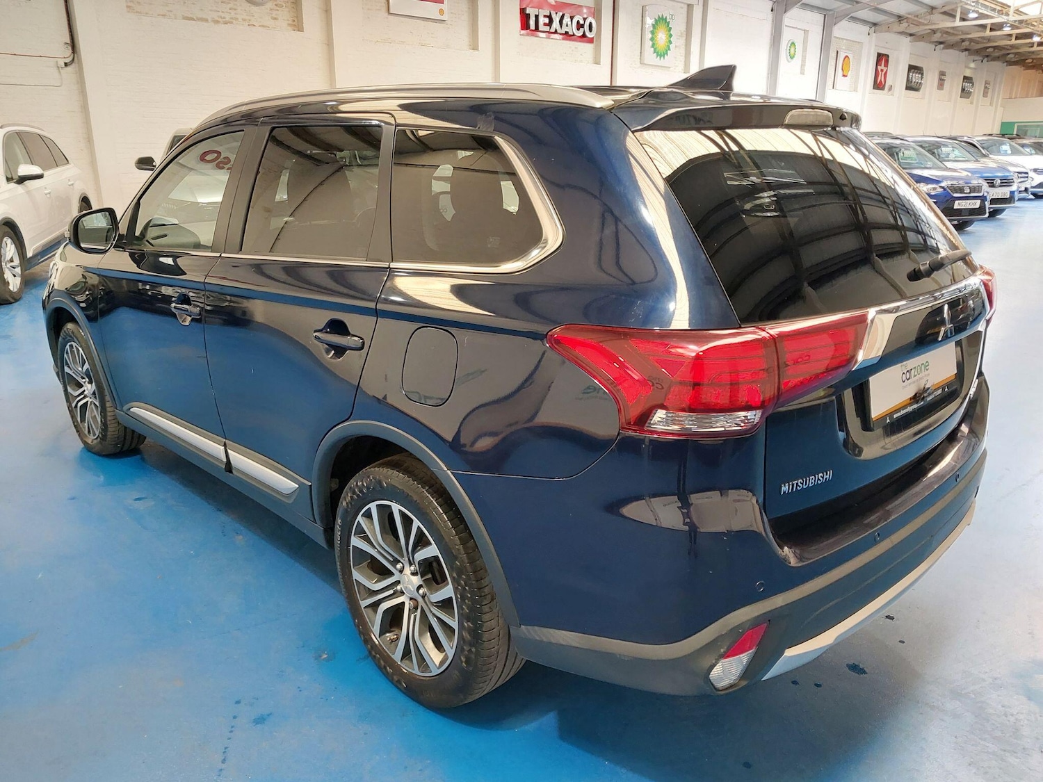 Used Mitsubishi Outlander 2017 for sale - 77550431: Photo 8