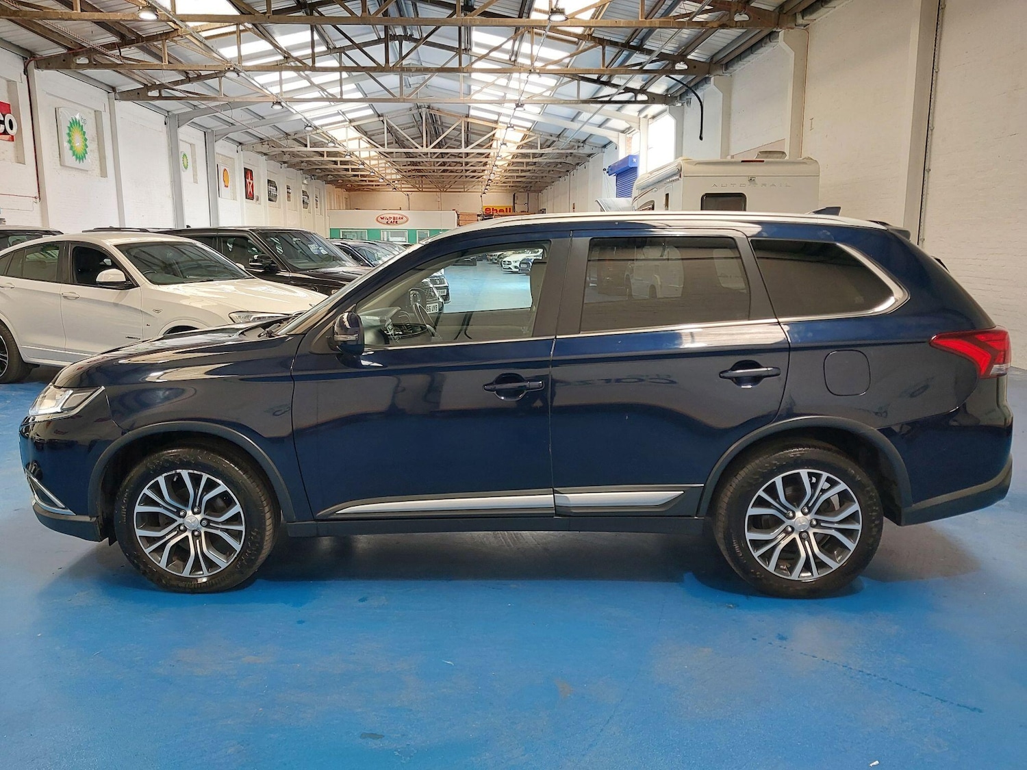 Used Mitsubishi Outlander 2017 for sale - 77550431: Photo 9