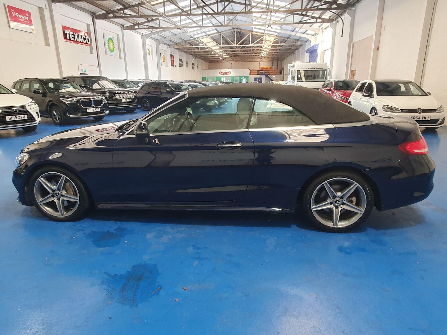 Used Mercedes-Benz C Class 2017 for sale - 76361111: Photo 7