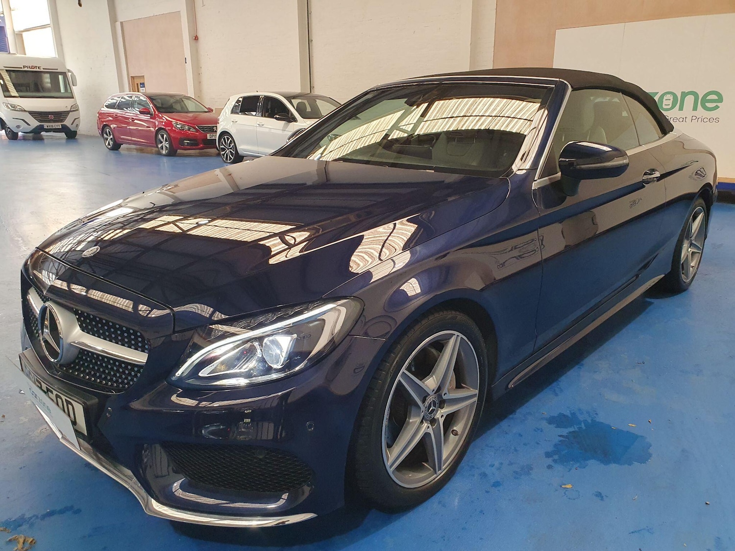 Used Mercedes-Benz C Class 2017 for sale - 76361111: Photo 8