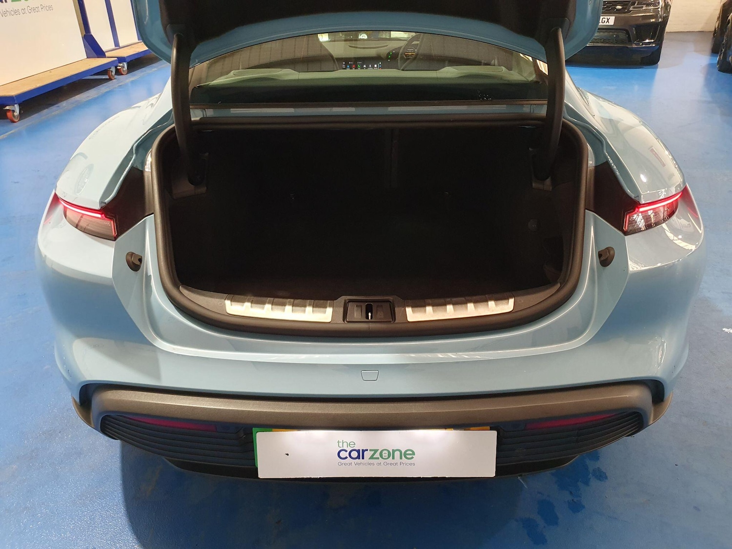 Used Porsche Taycan for sale - 77769778: Photo 19