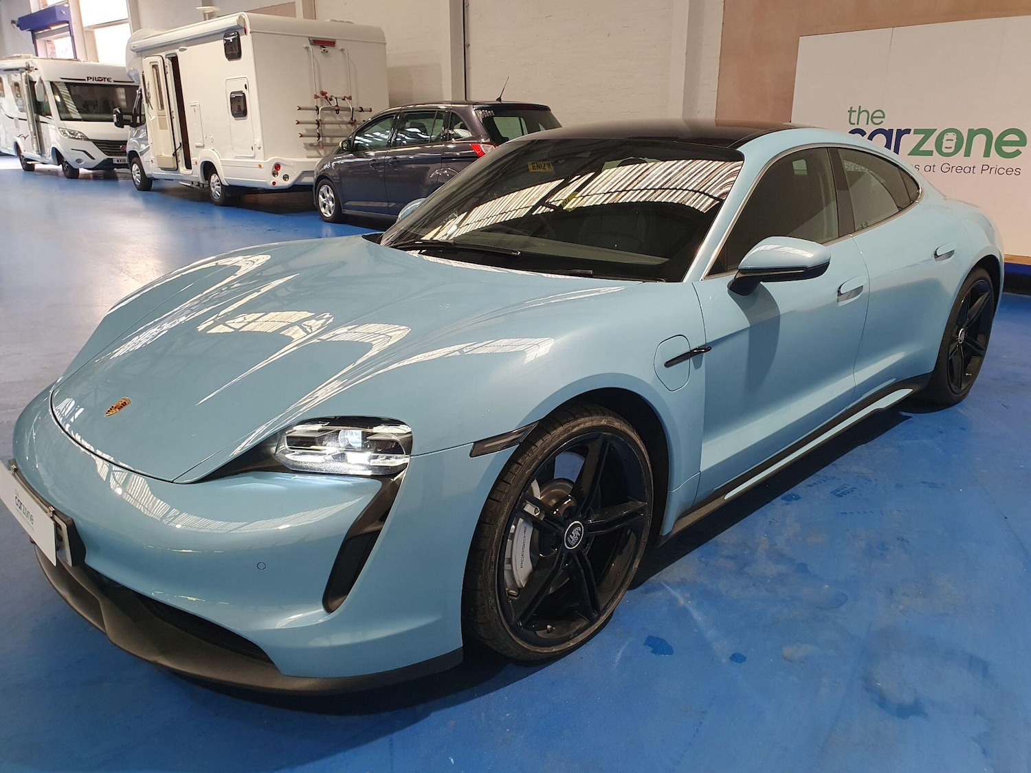 Used Porsche Taycan for sale - 77769778: Photo 7