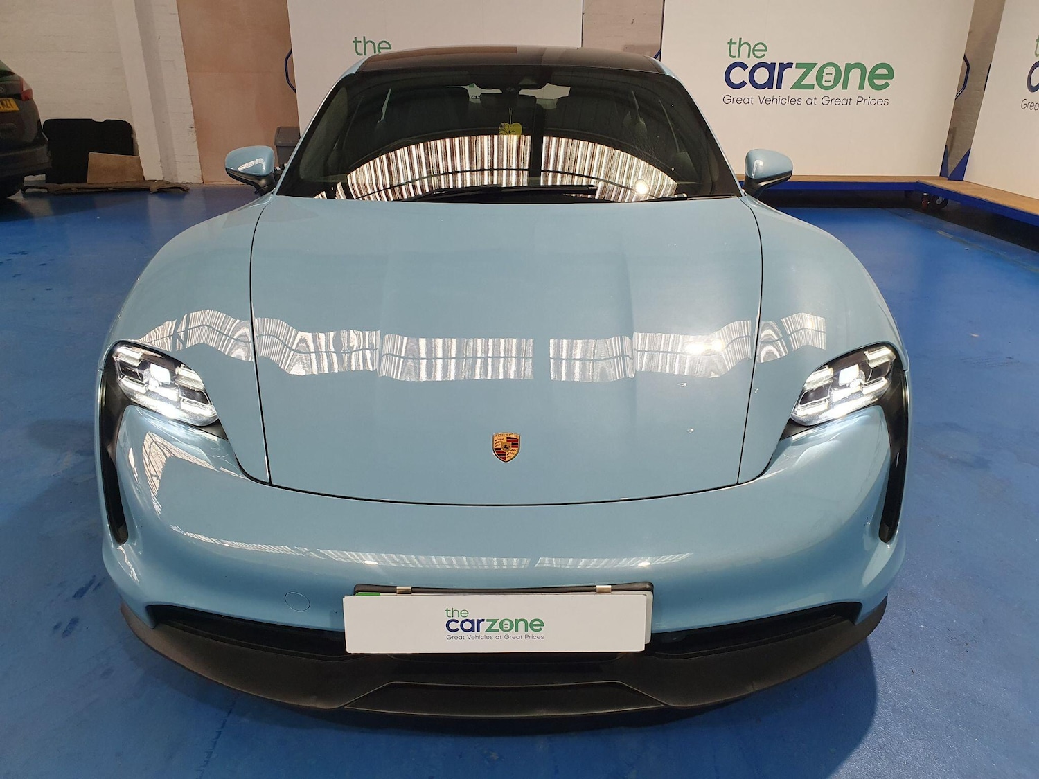 Used Porsche Taycan for sale - 77769778: Photo 8