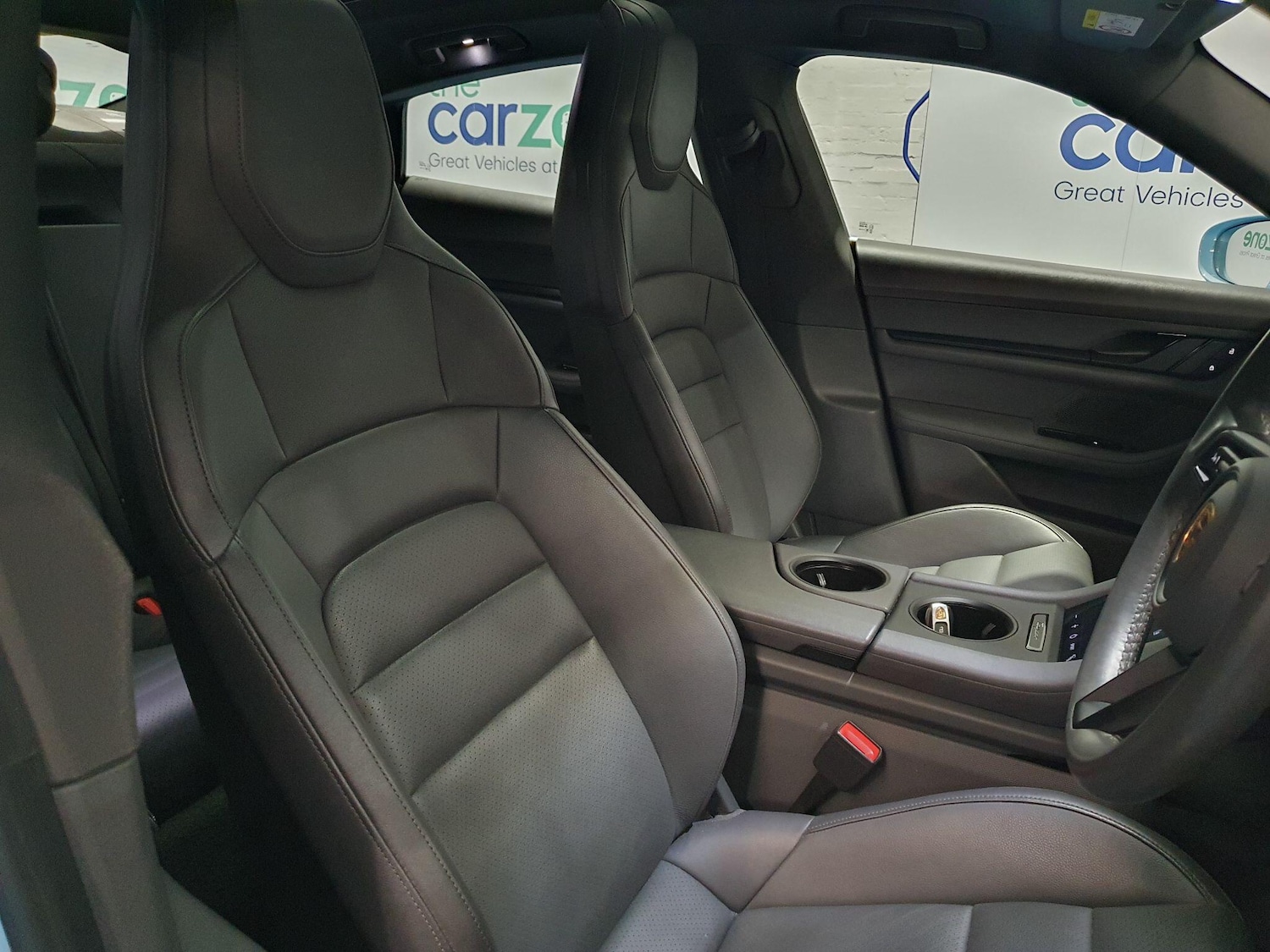 Used Porsche Taycan for sale - 77769778: Photo 9