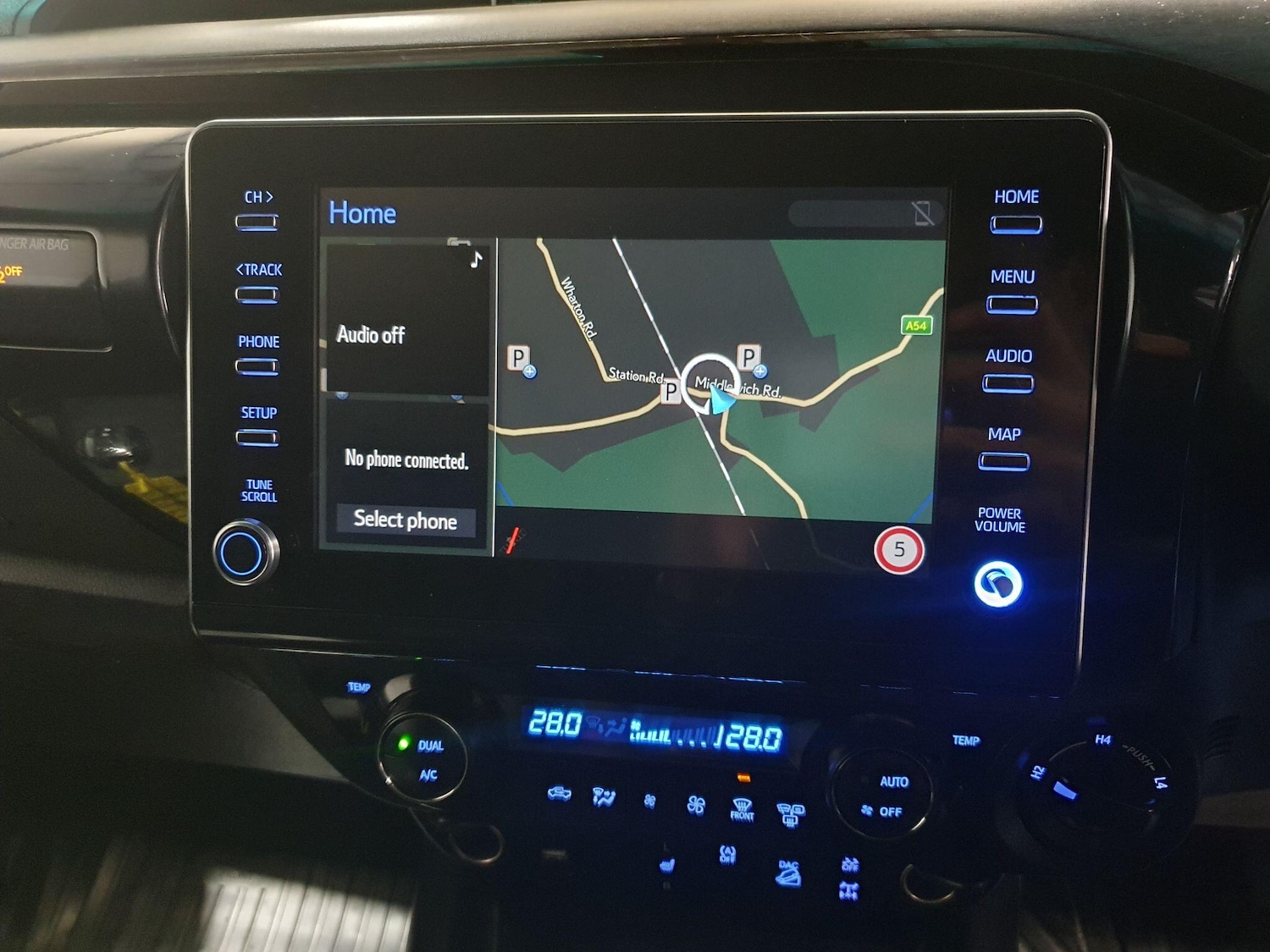 Used Toyota Hilux 2023 for sale - 77376363: Photo 13