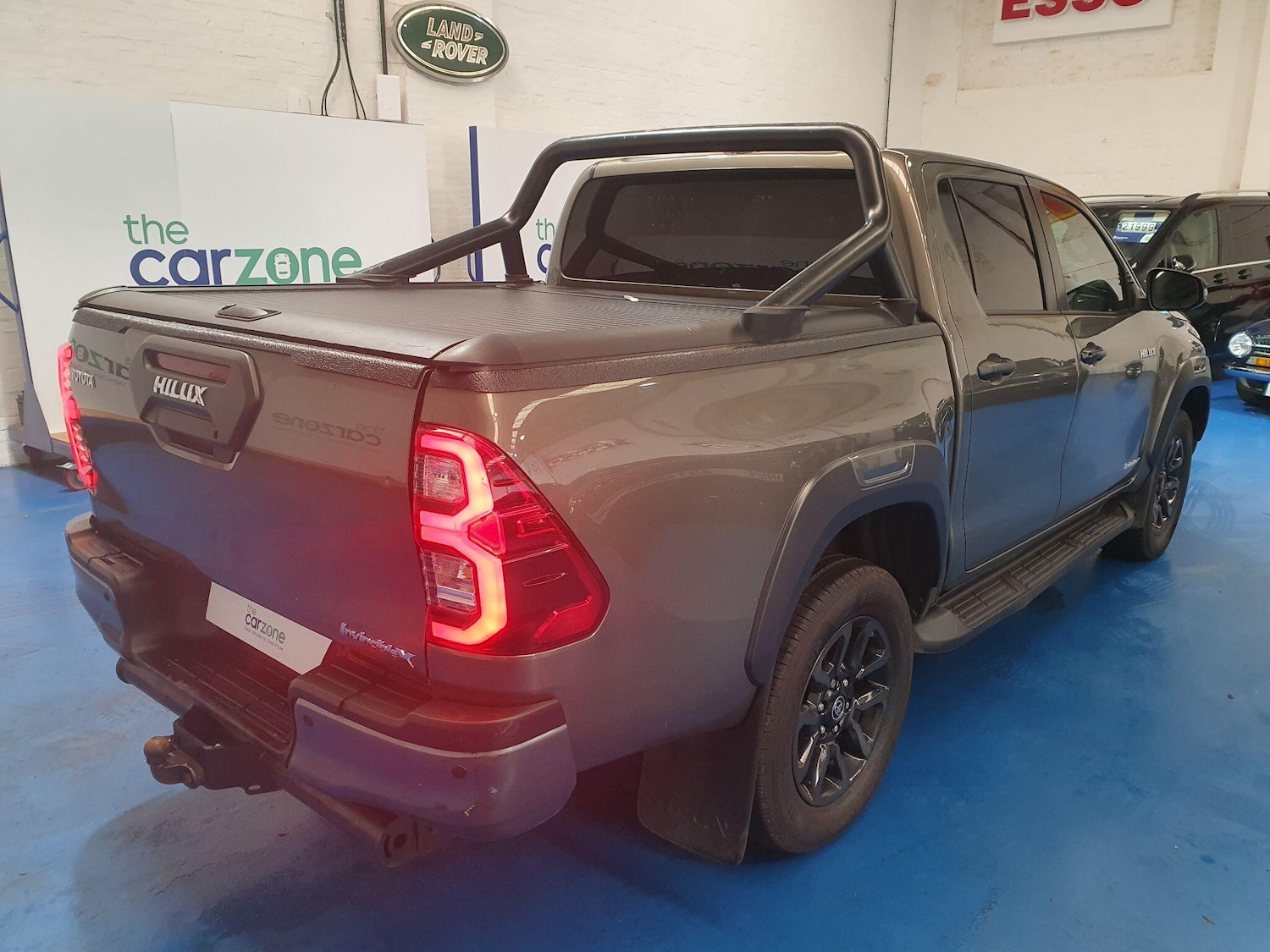 Used Toyota Hilux 2023 for sale - 77376363: Photo 3