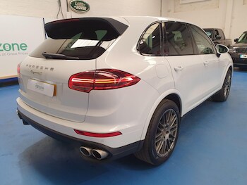 Used Porsche Cayenne 2017 for sale - 79464856: Photo