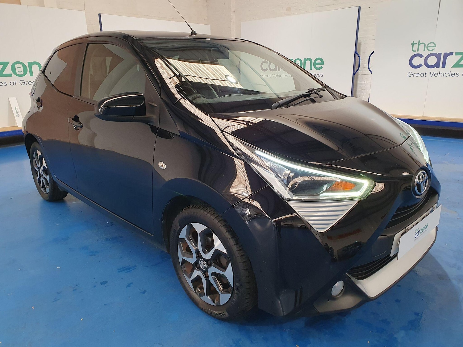 Used Toyota AYGO 2018 for sale - 76398845: Photo 1