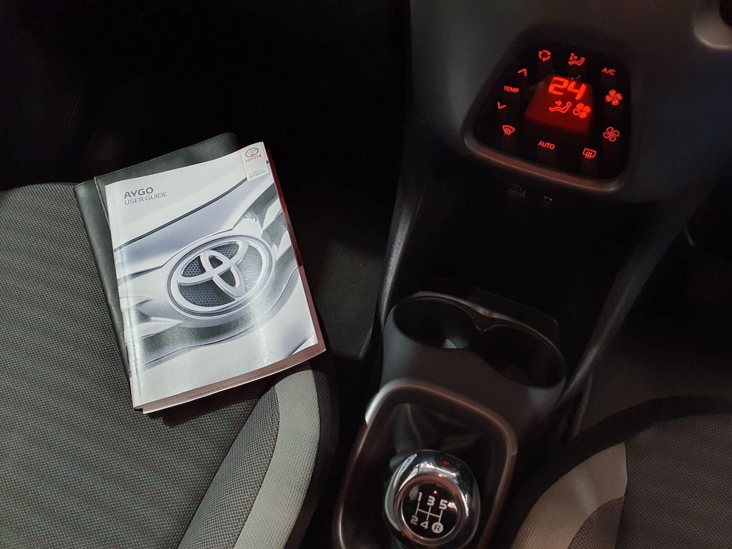 Used Toyota AYGO 2018 for sale - 76398845: Photo 16