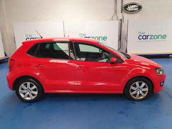 Used Volkswagen Polo 2013 for sale - 75708236: Photo