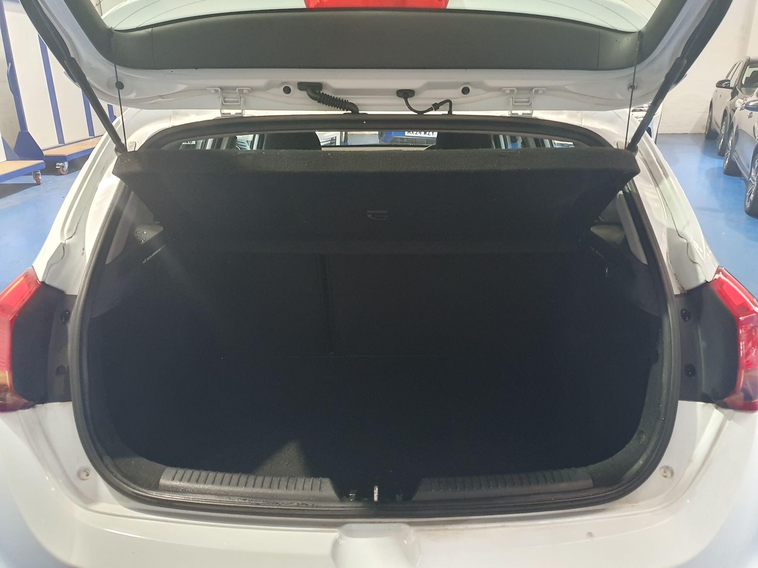 Used Kia Ceed 2014 for sale - 76377193: Photo 13