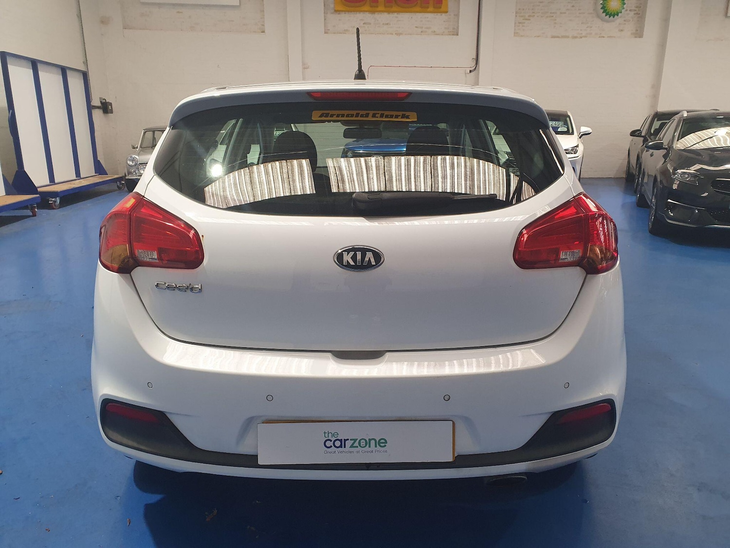 Used Kia Ceed 2014 for sale - 76377193: Photo 4