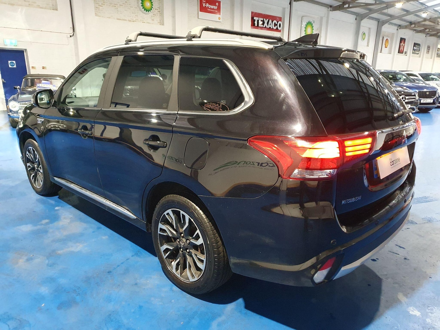 Used Mitsubishi Outlander 2017 for sale - 77120677: Photo 8