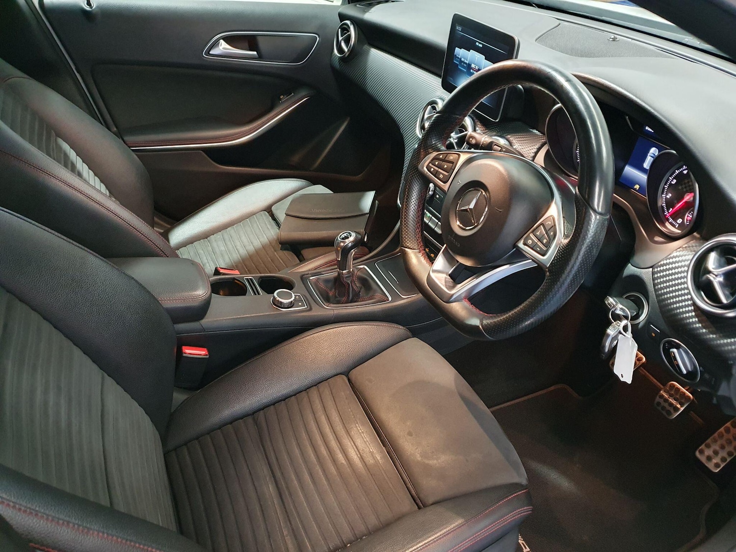 Used Mercedes-Benz A-Class 2017 for sale - 77892154: Photo 11