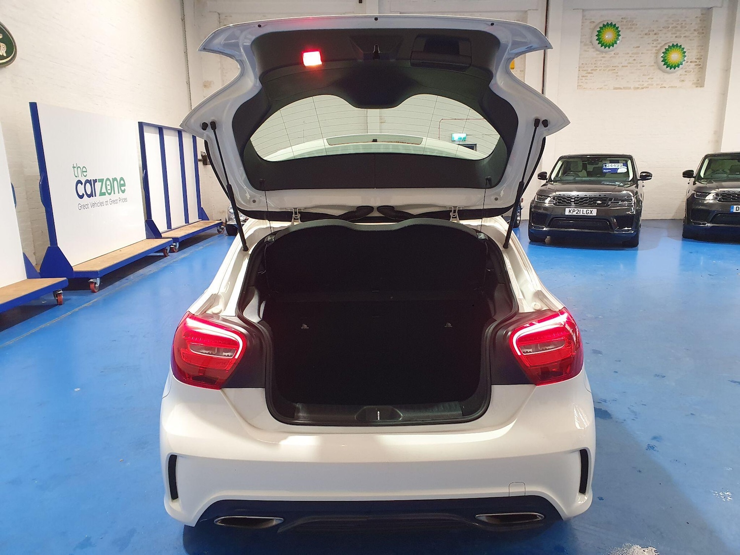 Used Mercedes-Benz A-Class 2017 for sale - 77892154: Photo 5