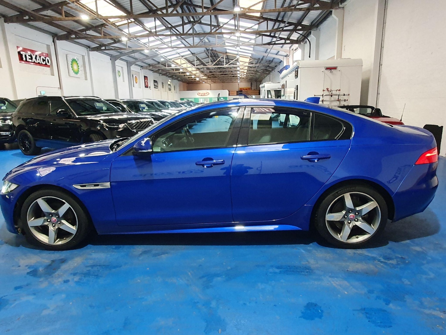 Used Jaguar XE 2018 for sale - 77156684: Photo 6