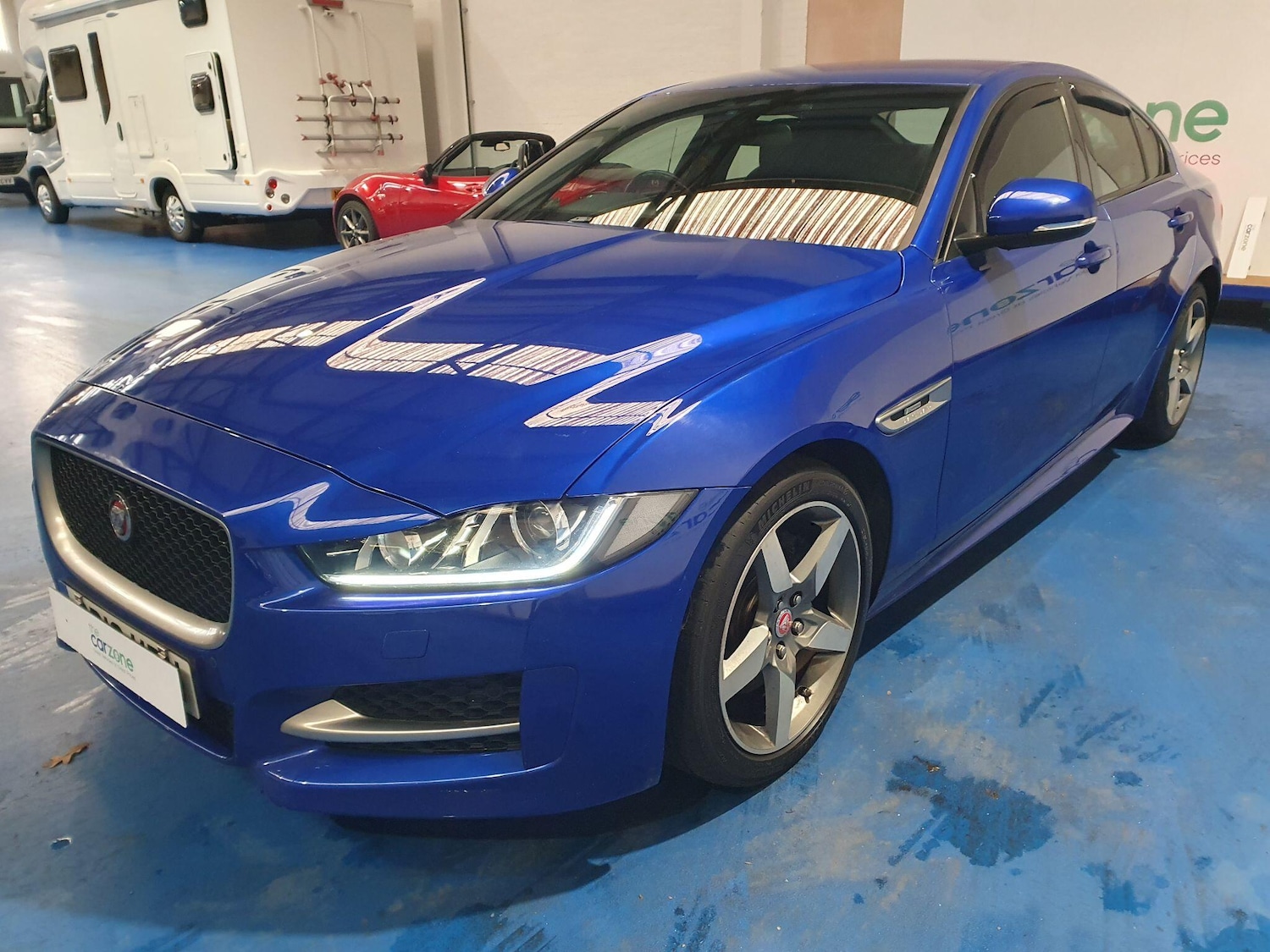 Used Jaguar XE 2018 for sale - 77156684: Photo 7