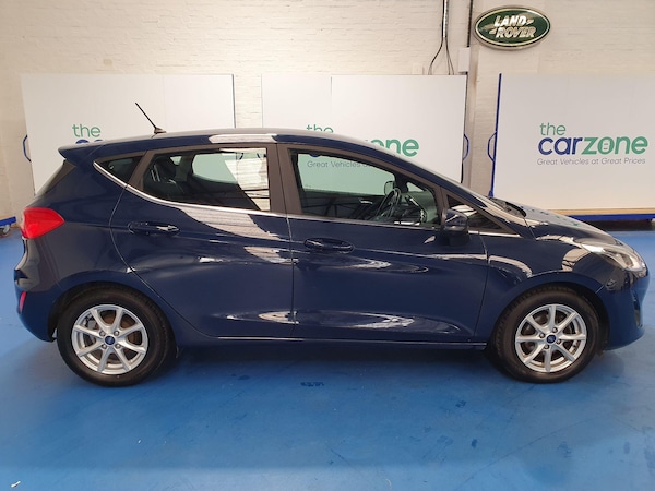 Used Ford Fiesta 2018 for sale - 76137303: Photo 2