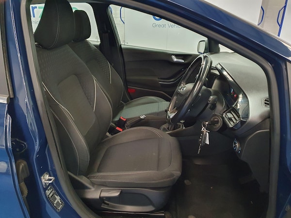 Used Ford Fiesta 2018 for sale - 76137303: Photo 9