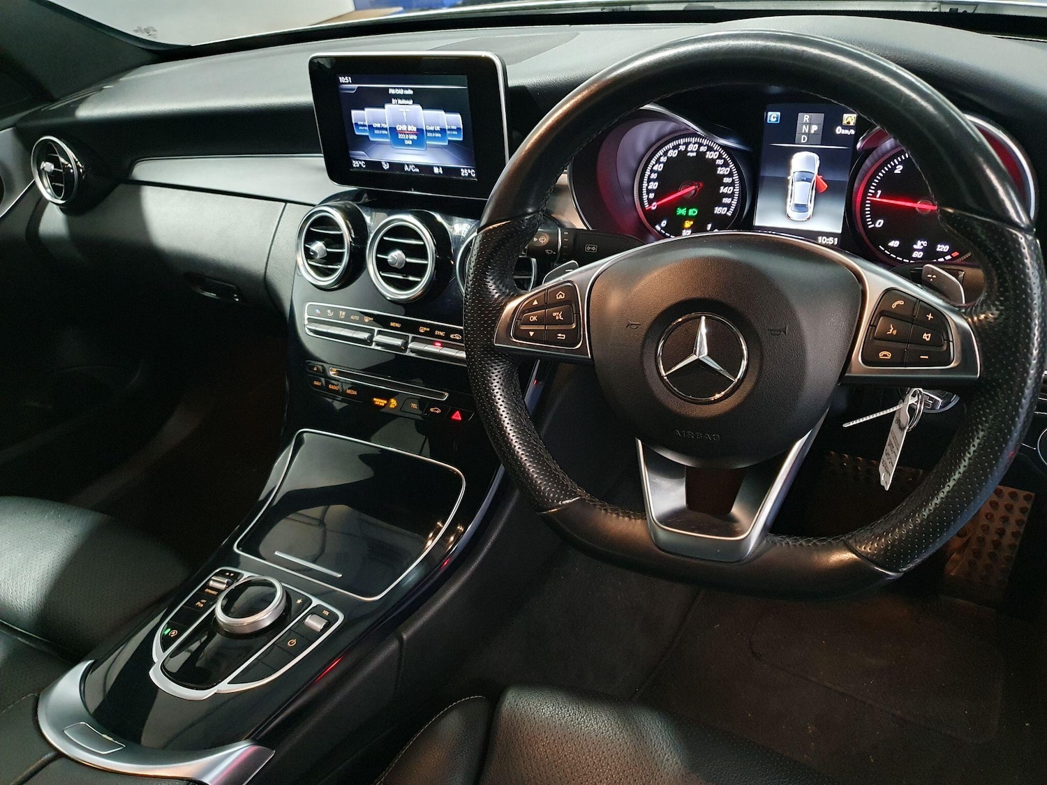 Used Mercedes-Benz C Class 2018 for sale - 77215922: Photo 10