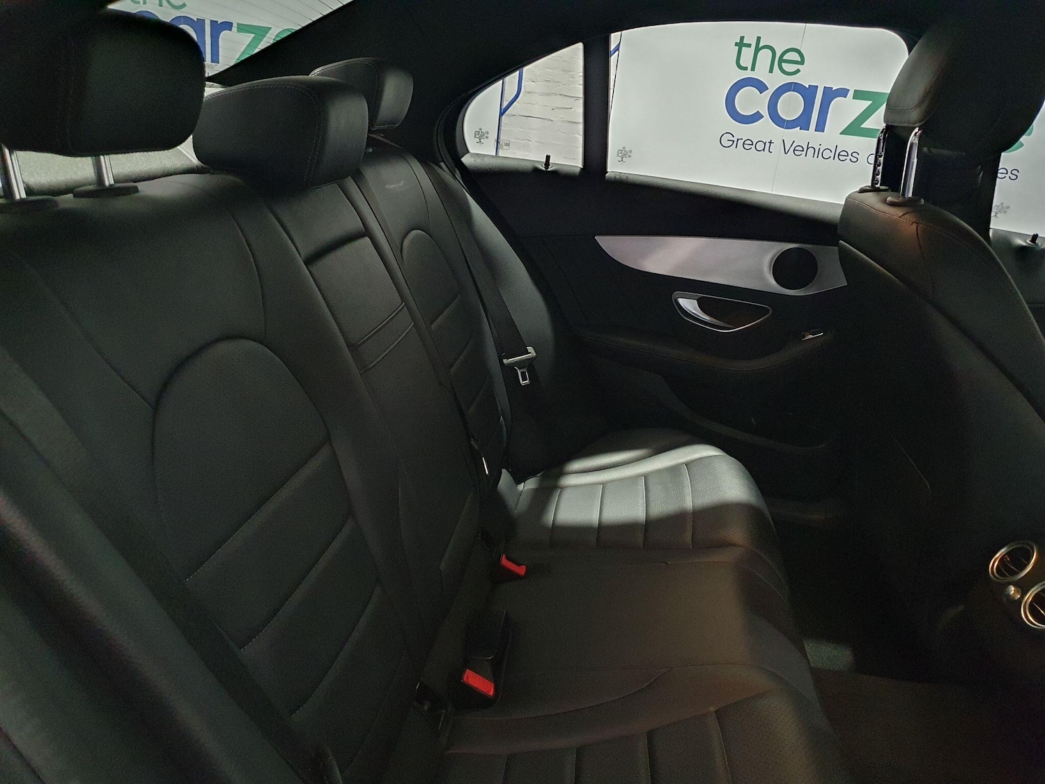 Used Mercedes-Benz C Class 2018 for sale - 77215922: Photo 14