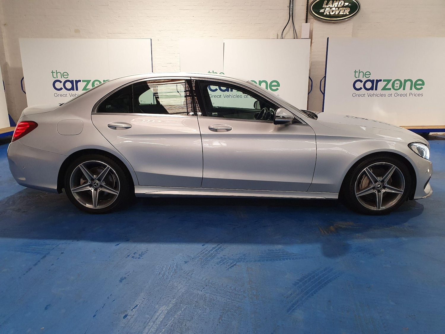 Used Mercedes-Benz C Class 2018 for sale - 77215922: Photo 2