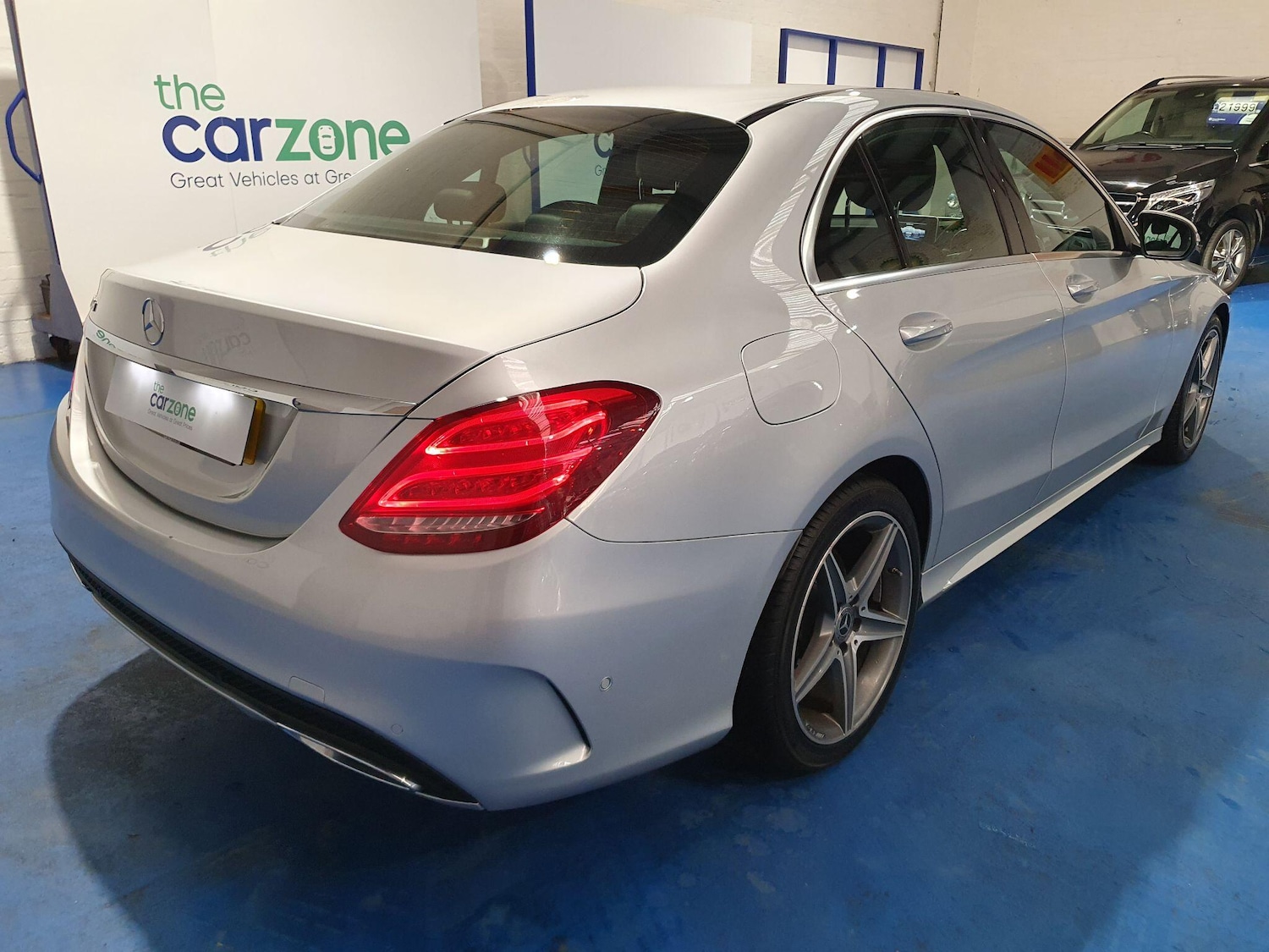 Used Mercedes-Benz C Class 2018 for sale - 77215922: Photo 3