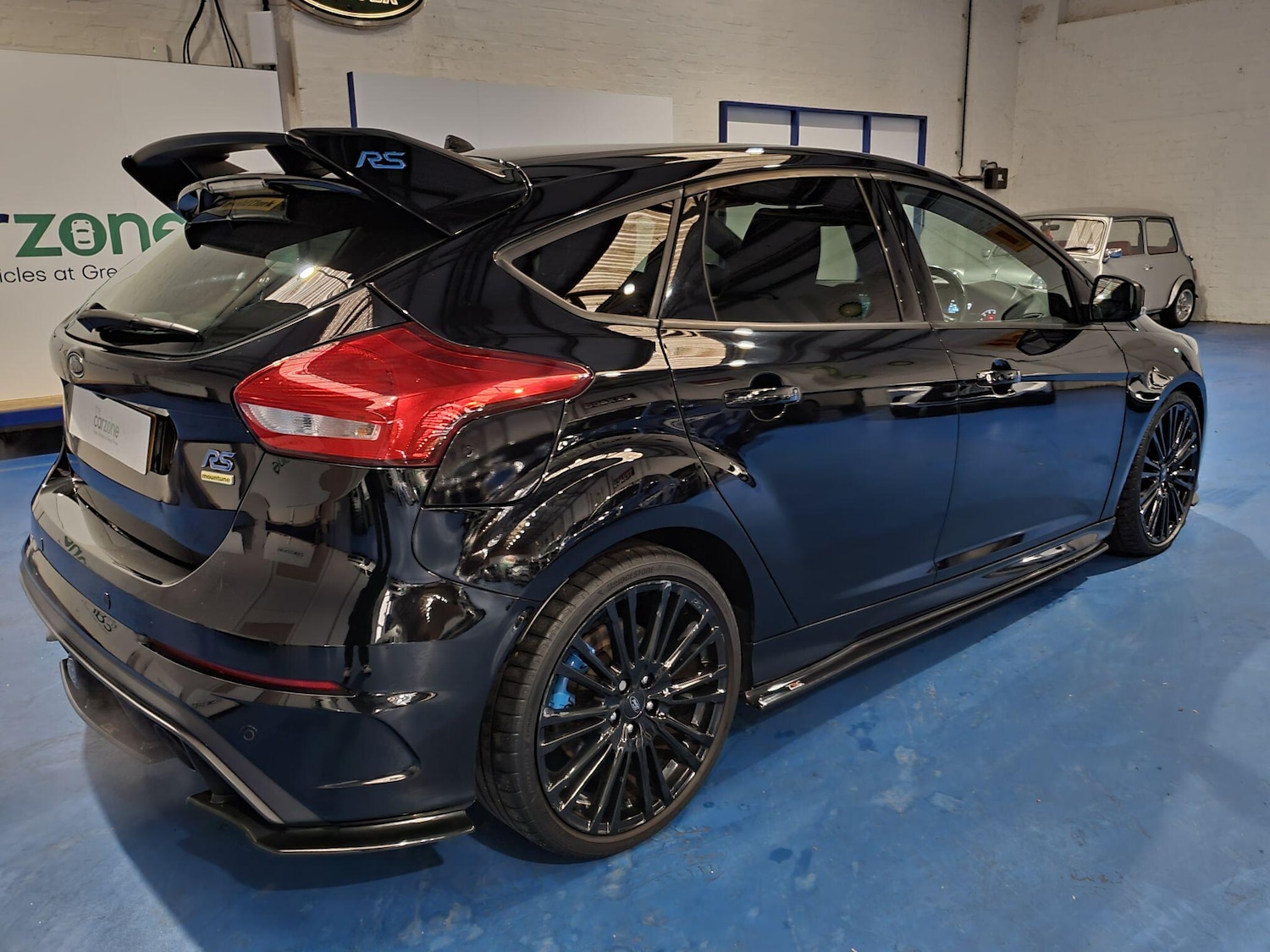 Used Ford Focus 2017 for sale - 76336143: Photo 3