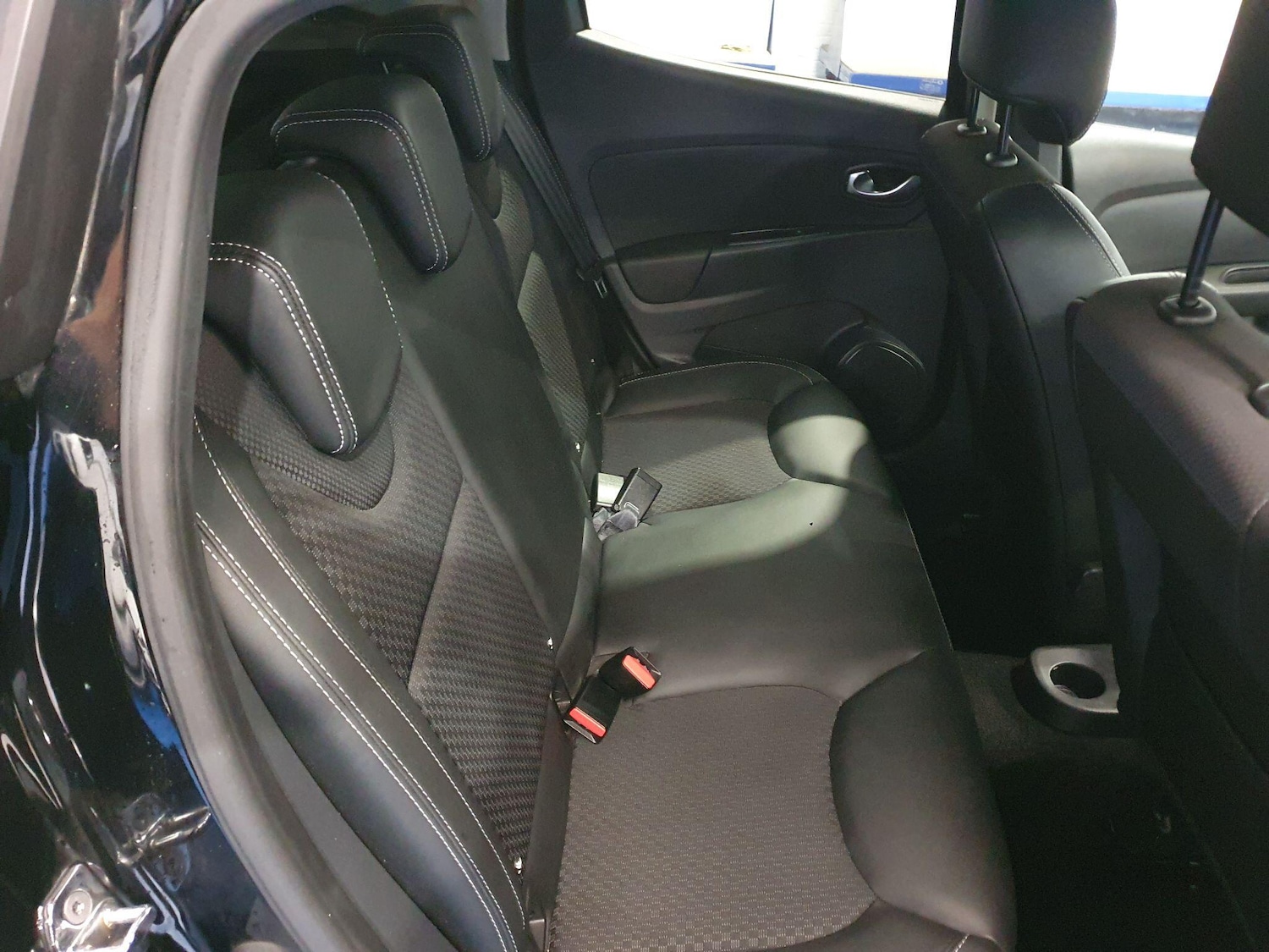 Used Renault Clio 2017 for sale - 76953403: Photo 13