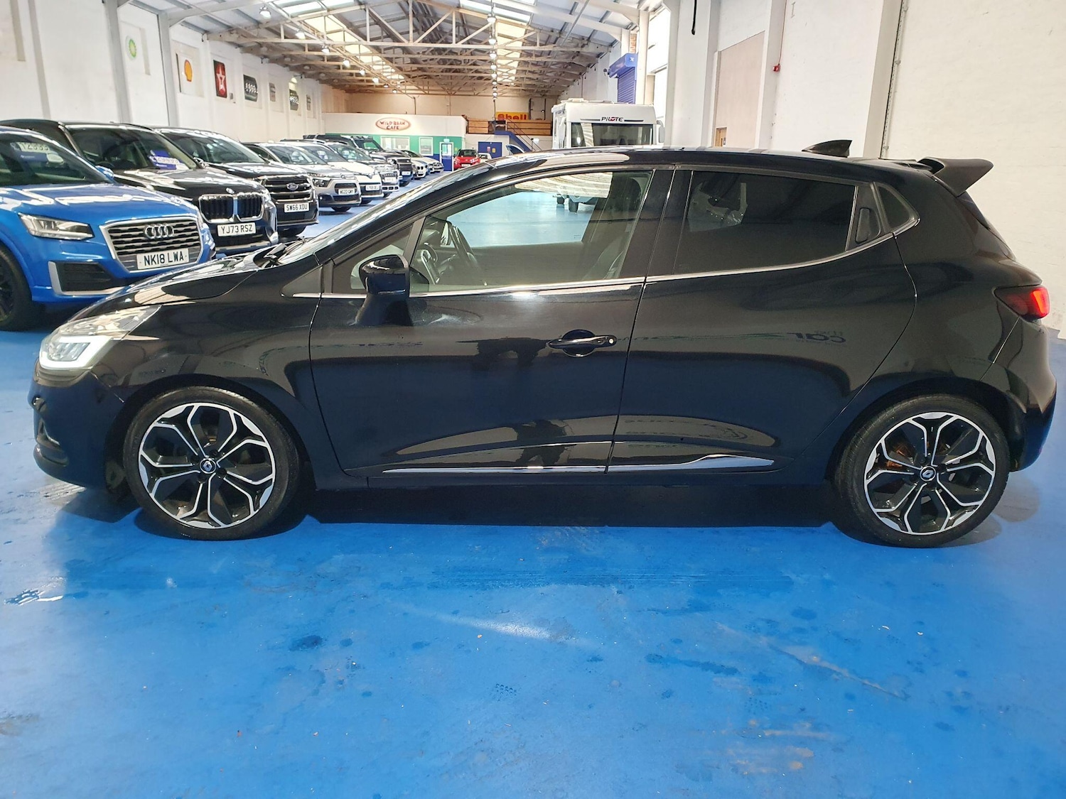Used Renault Clio 2017 for sale - 76953403: Photo 6