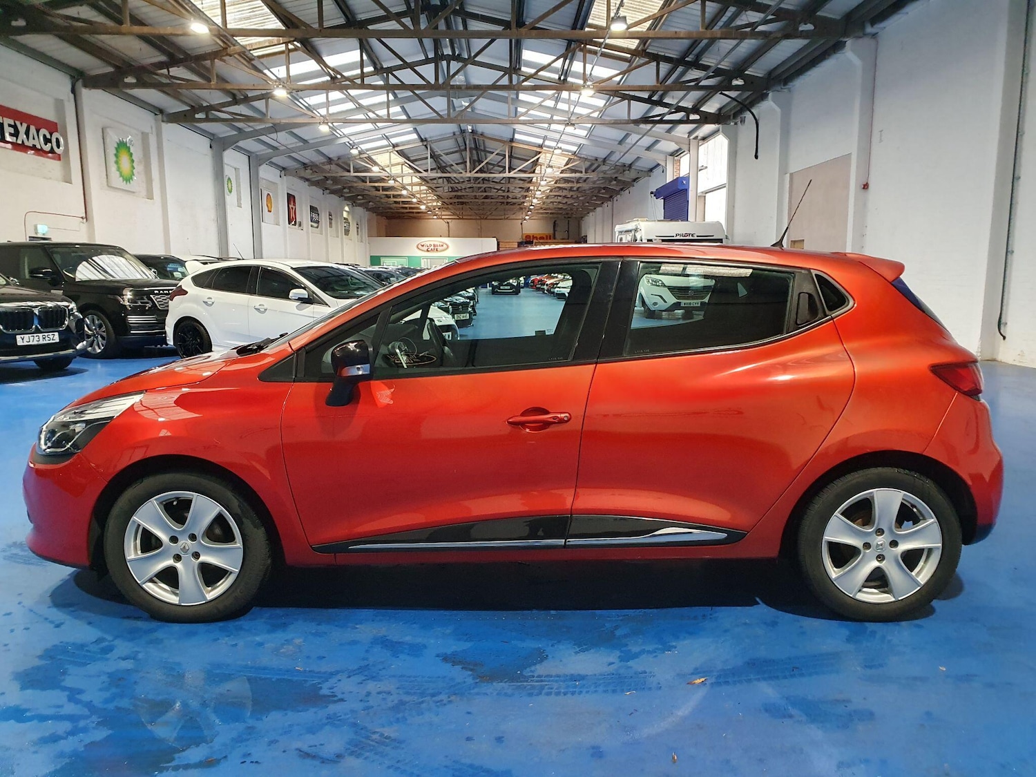 Used Renault Clio 2015 for sale - 76398138: Photo 6