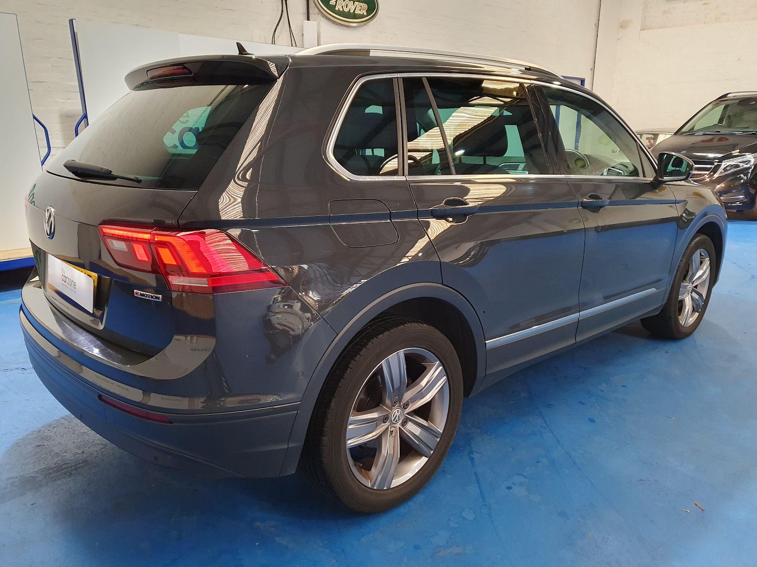 Used Volkswagen Tiguan 2019 for sale - 76823749: Photo 3