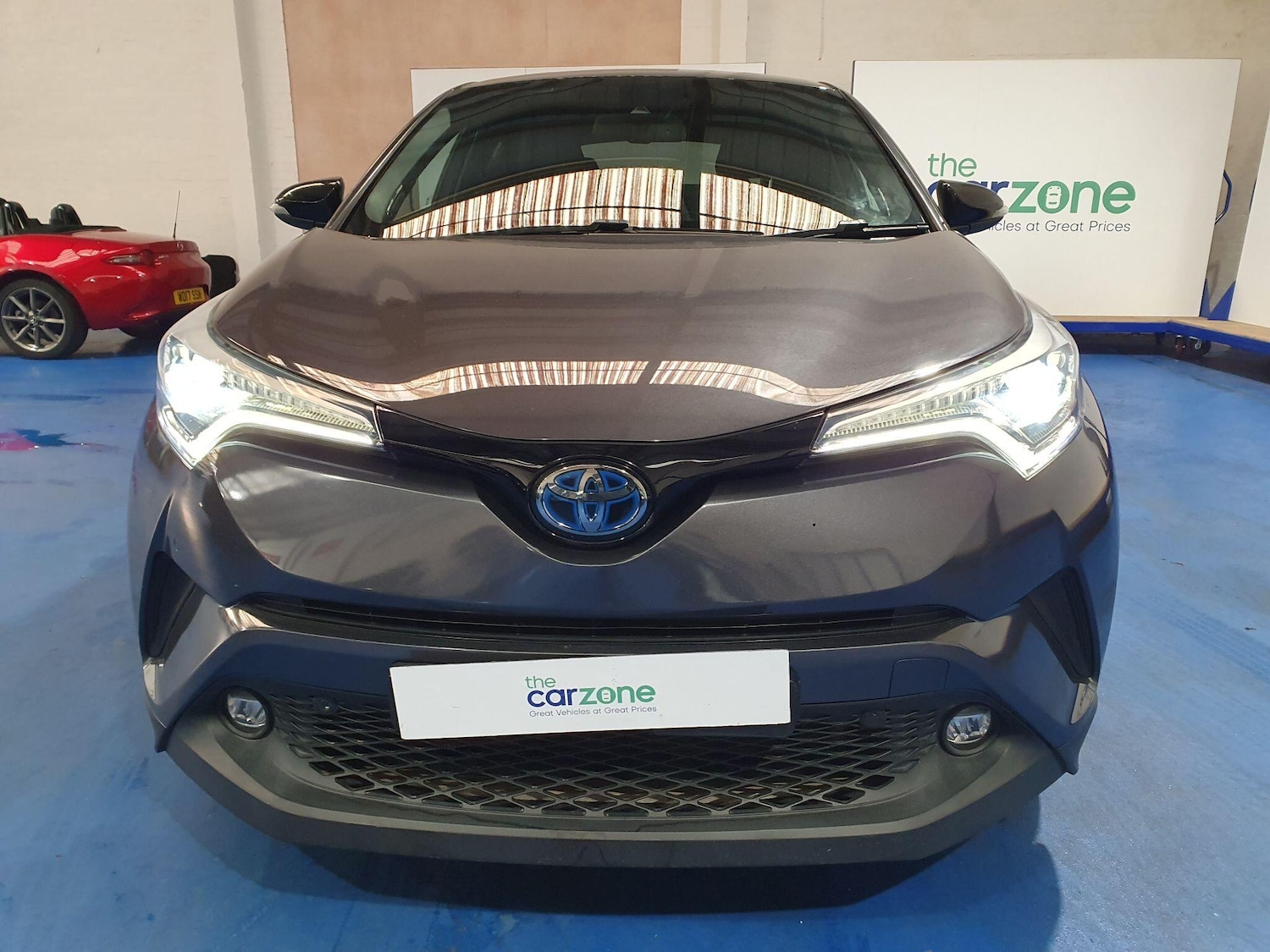 Used Toyota C-HR 2018 for sale - 77229632: Photo 8