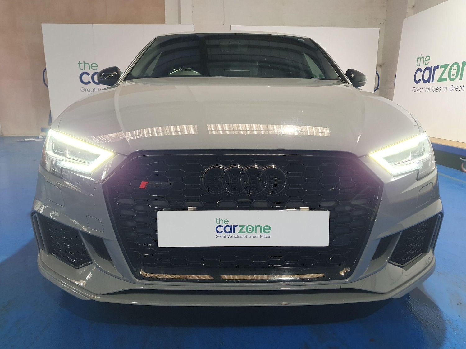 Used Audi RS3 2018 for sale - 76898857: Photo 10