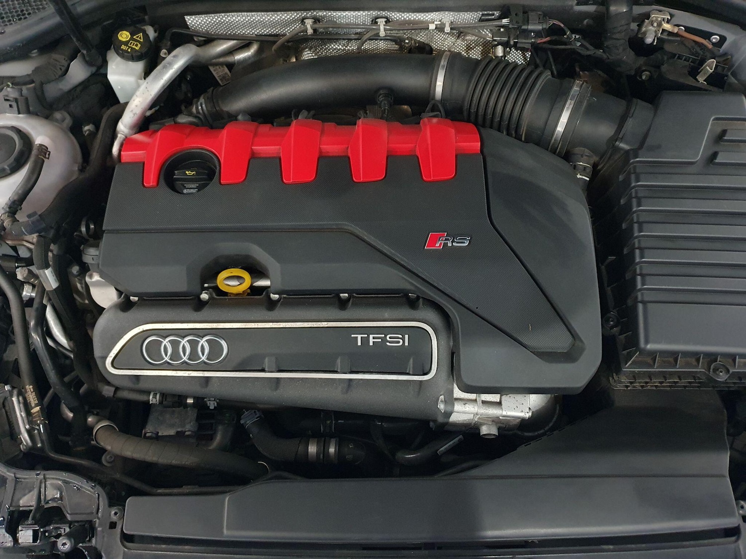 Used Audi RS3 2018 for sale - 76898857: Photo 15